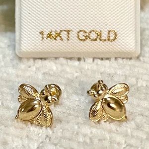 Solid Yellow Gold 14 Karat Dainty Bee 8x8mm Earring
